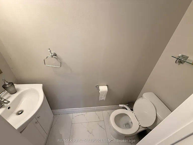 36 Burnt Elm Dr — Photo 27