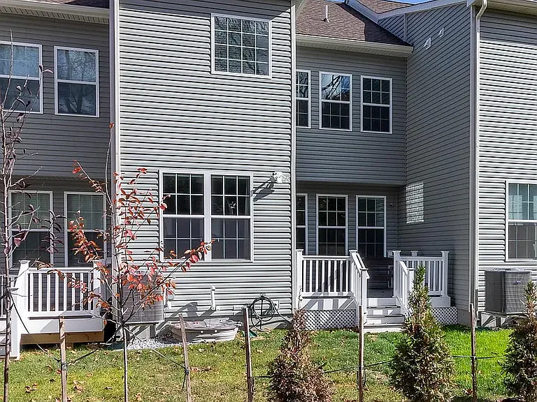 249 Grove View Dr — Photo 22