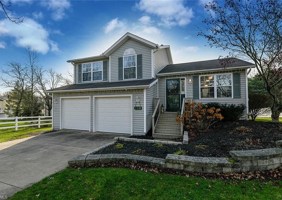 1st image of 856 Sturbridge Dr