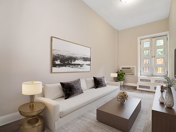 3rd image of 141 E 95th St #3