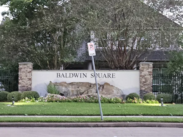 13827 Cady Ct, Houston, TX 77077