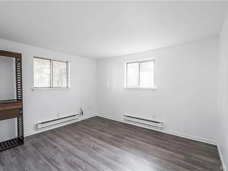 Bedroom #1