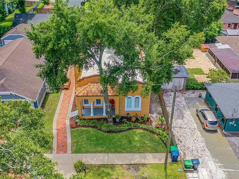 220 W Minnehaha St — Photo 59