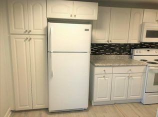 7581 Warner Rd #3, Saline, MI 48176