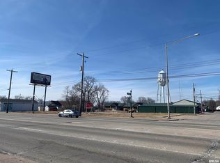 117-121 N Main St, Creve Coeur, IL