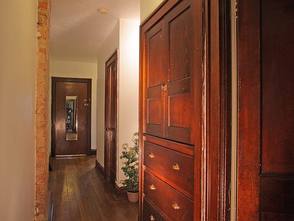 3rd image of 2215 W 14th St #1