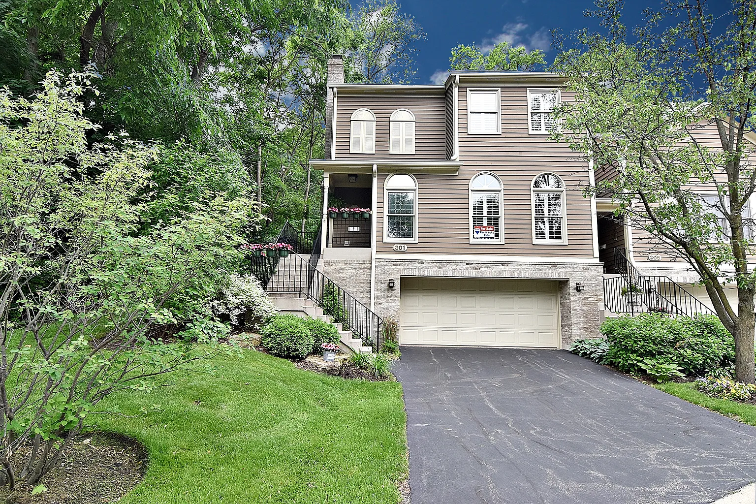 301 N Water St photo 1