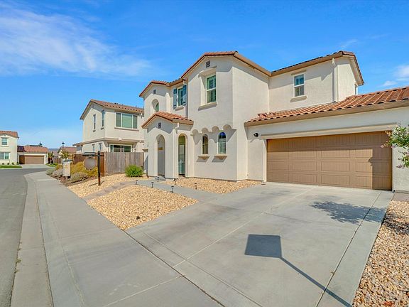 5th image of 172 Wisteria Circle