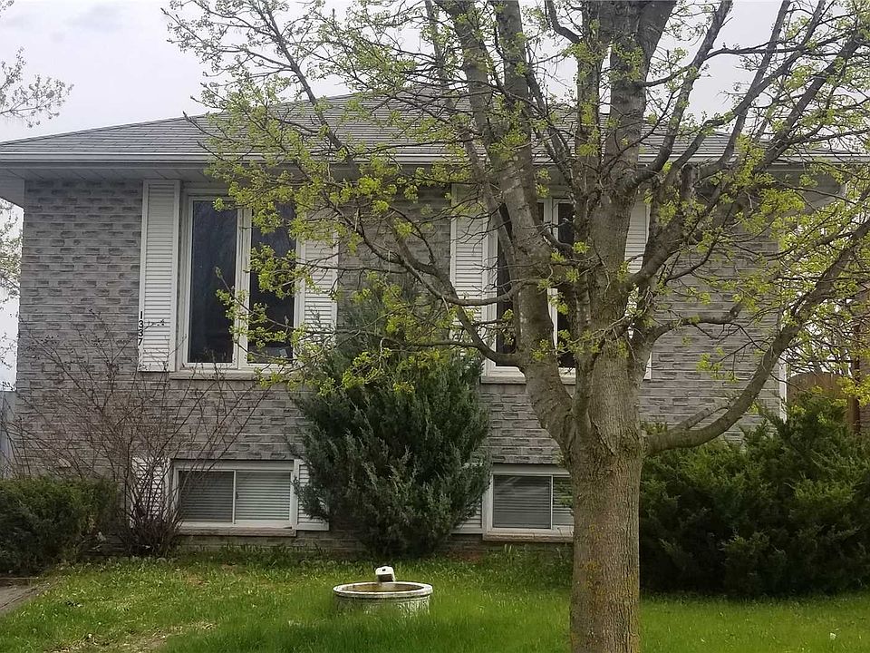 1st image of 1337 Tudor Cres