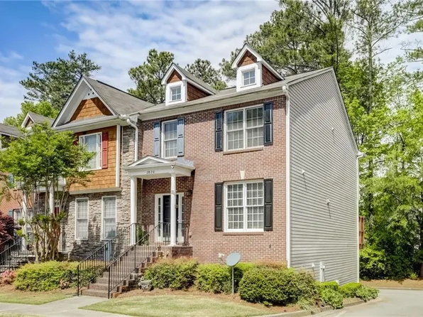 2820 Langford Commons Dr, Norcross, GA 30071