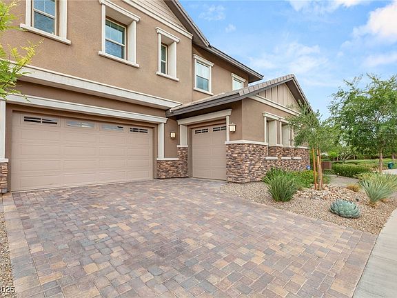 2nd image of 5676 Corona Vista St
