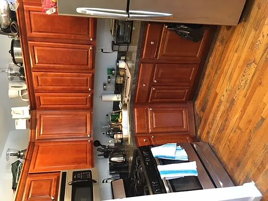 Rented by Makover Group Inc | media 4