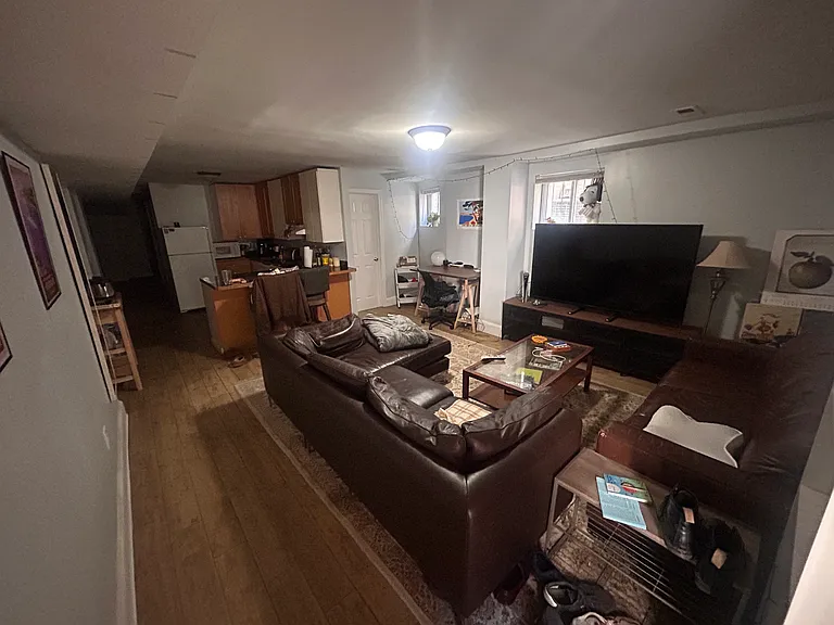 1841 Ontario Pl NW — Photo 3