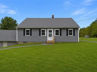 46 Smith St, Palmer, MA 01069