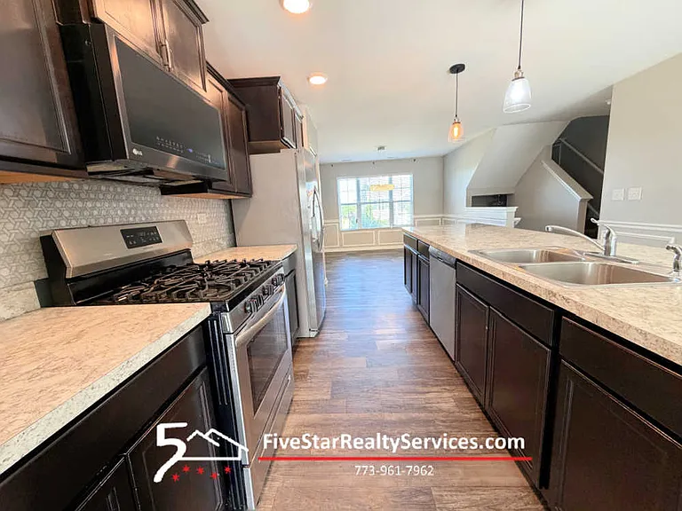 2346 Upland Rd — Photo 12