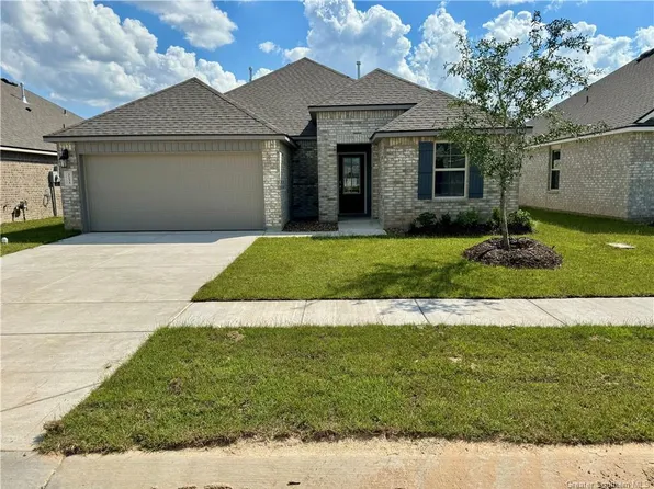 2232 Savannah View Dr, Lake Charles, LA 70607