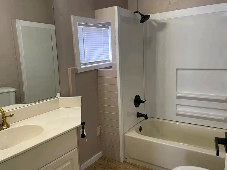 207 K St — Photo 11