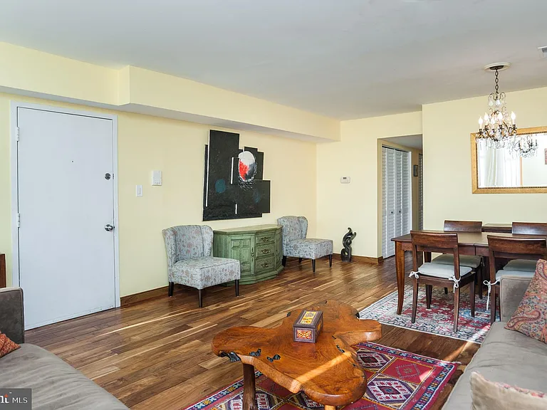901 M St NW #401 — Photo 4