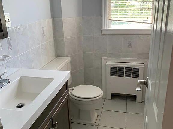 4th image of 30 N Juliet St