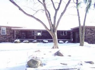 5689 N Stillman Rd, Stillman Valley, IL 61084