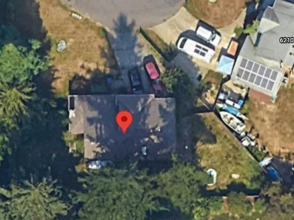 6208 117th Street Ct E, Puyallup, WA 98373