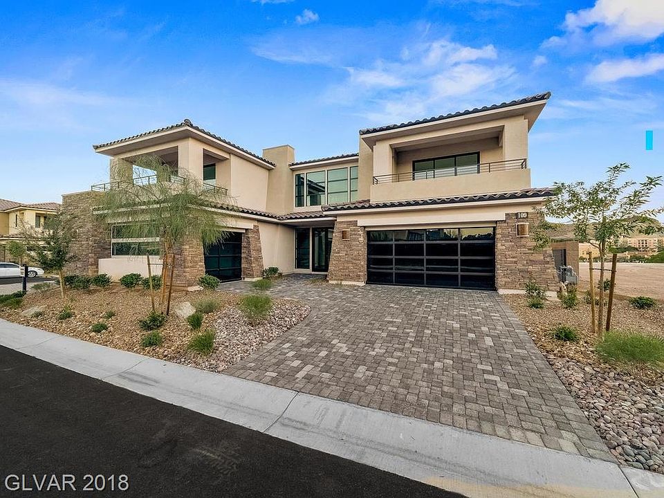 1st image of 109 Del Coseo St