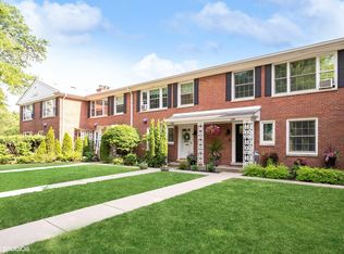 1107 Lake Ave, Wilmette, IL 60091