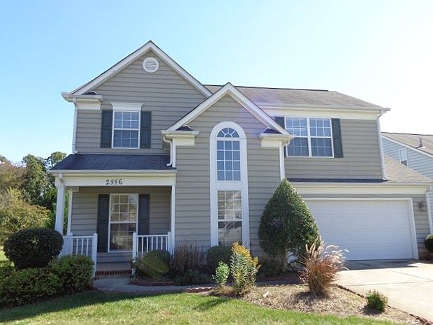 1st image of 2556 Governors Pointe Ct NE