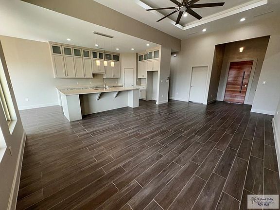 4th image of 4508 River Rock Cir