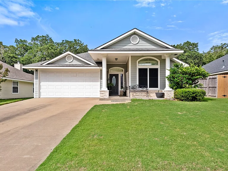 2805 Muirwood Ct — Photo 1