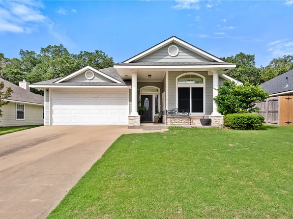 2805 Muirwood Ct, Bryan, TX 77807
