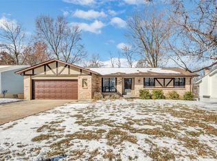 1925 Peach St, Saint Peters, MO 63376
