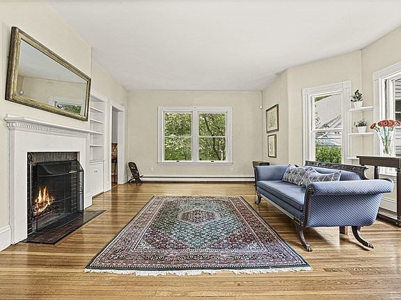 5th image of 37 Glen Rd