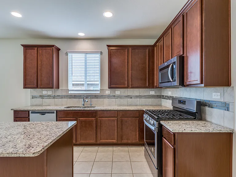 13907 Knob Crk — Photo 21