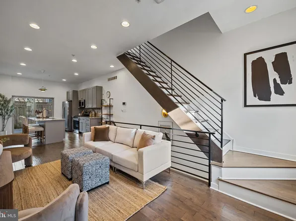 1927 Wilder St, Philadelphia, PA 19146