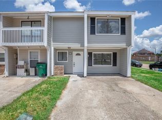 46 Stanton Hall Dr, Destrehan, LA 70047
