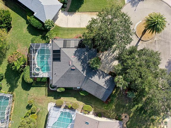 5th image of 72 Kingsley Ln