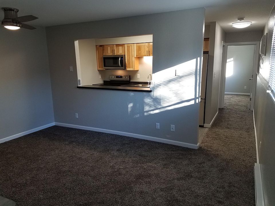 1st image of 2825 Pennsylvania Ave #3