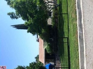 17239 Kittridge St, Van Nuys, CA 91406