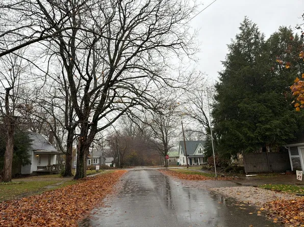 309 Steammill St, New Harmony, IN 47631
