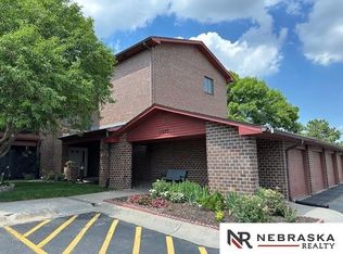 11937 Miracle Hills Dr APT 1, Omaha, NE 68154