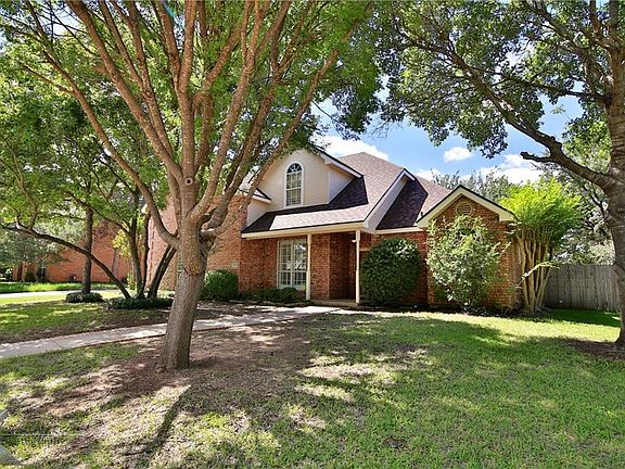 2nd image of 1734 Lytle Shores Dr