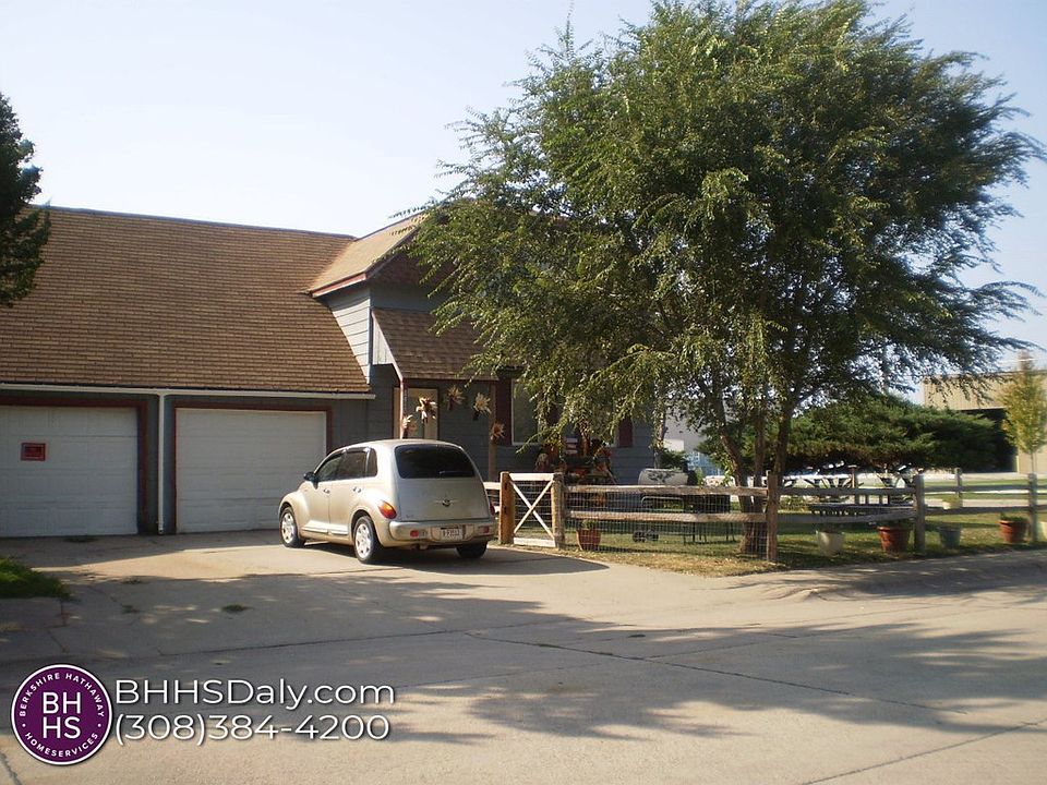 2nd image of 504 O'Neill Cir #&-1204