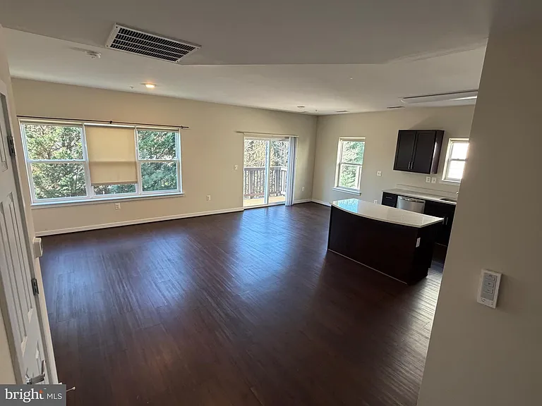3303 Demirel Way #D — Photo 6