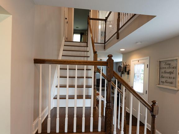 5th image of 15 Willow Street