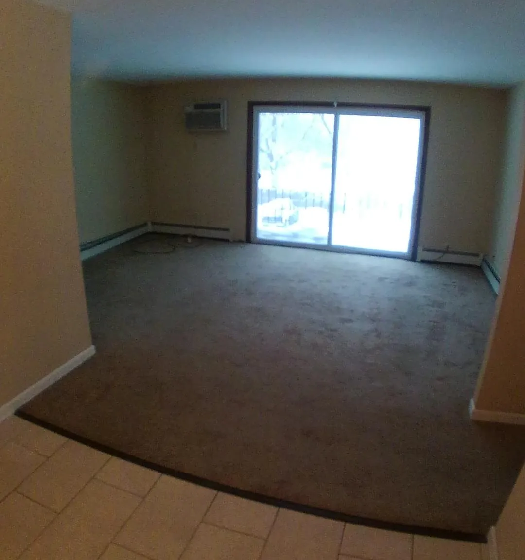 12818 Hill Dr — Photo 2