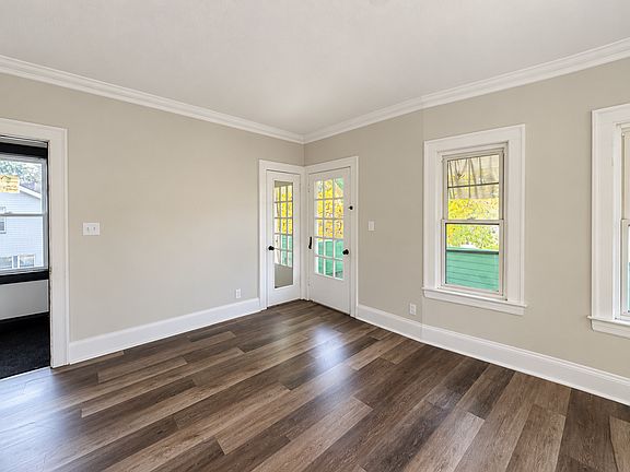 4th image of 3755 E 154th St #1
