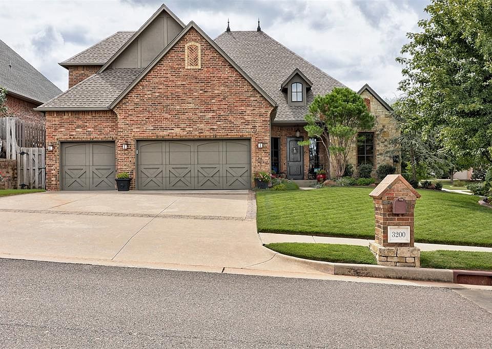 1st image of 3200 Garden Hill Dr