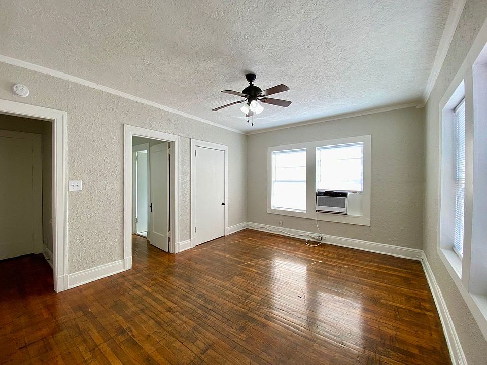 FNBS - 3920 Fannin St Houston, TX | Zillow