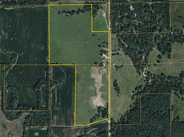 16831 Ava Dr, Harris, MO 64645